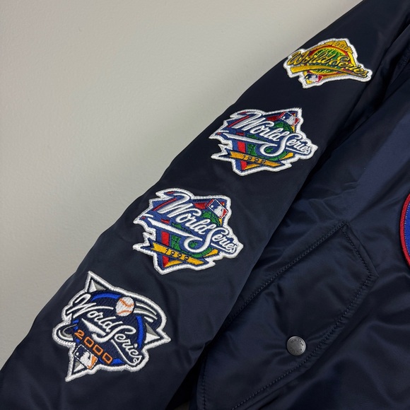 Alpha Industries x New Era x New York Yankees Graphic Patch Bomber Jacket - Picture 3 of 6